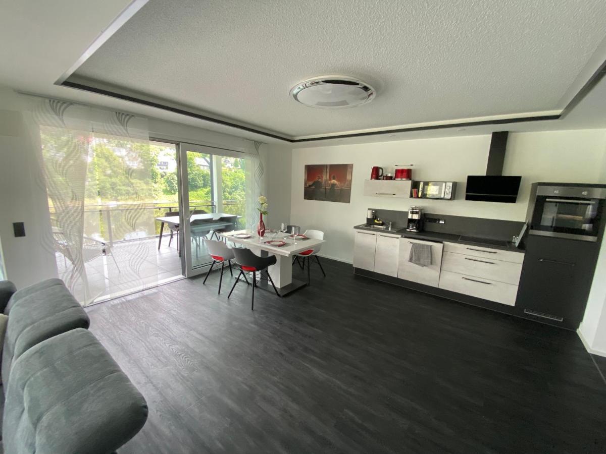 Apartments Saaldorf-Ferienhaus Mit 6 Apartments 45Qm-120Qm Direkt Am Thueringer Meer-Bleilochtalsperre บาดโลเบนชไตน์ ภายนอก รูปภาพ